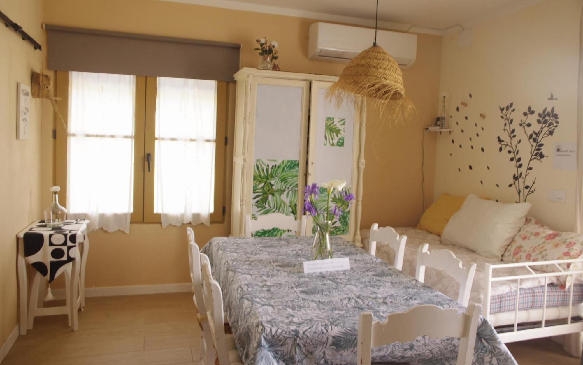 Villa Saudade, Casa Entre Encinas เอลกัสตีโญ เด ลาสกัวร์ดัส ภายนอก รูปภาพ