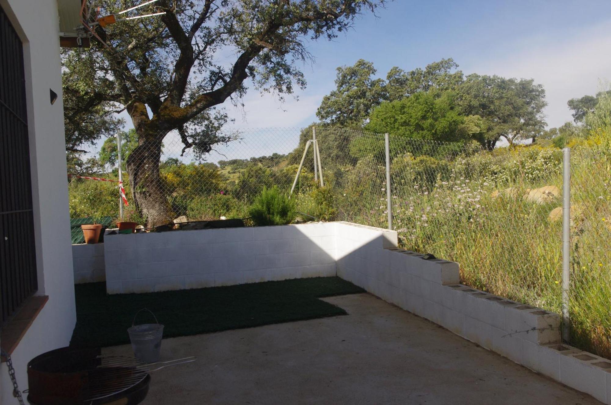 Villa Saudade, Casa Entre Encinas เอลกัสตีโญ เด ลาสกัวร์ดัส ภายนอก รูปภาพ